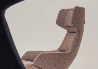 Aston Club Lounge Chair-Lounge stoelen-ARPER S.P.A.-Buro International