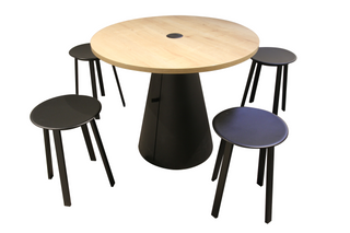 Ensemble chaises + table - modèles showroom