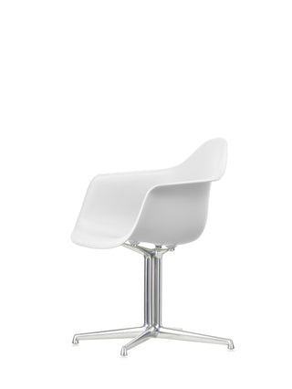 Eames Plastic Armchair DAL