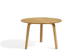 Bella Coffee table-Bijzettafels-HAY APS-Diameter 60 x H39 cm-Oiled oak-Buro International