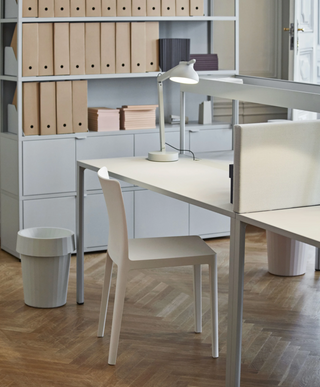 Elementary chair