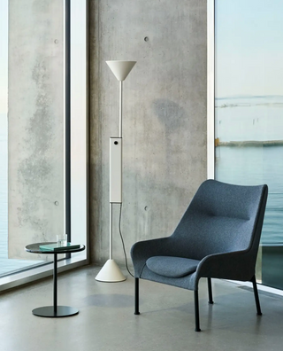 O2 Lounge chair