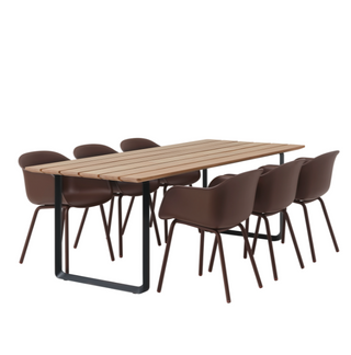70/70 outdoor table