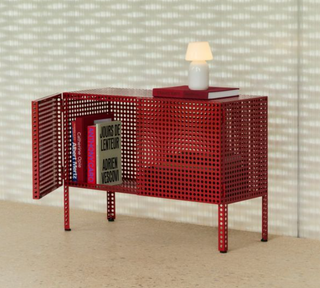 Armoire perforée