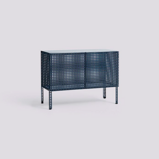 Armoire perforée