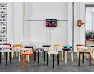 Stool 60-Krukken-Artek-Buro International