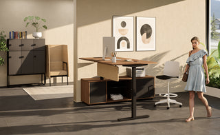 Envol Manager sit-stand desk with left-hand B-Box