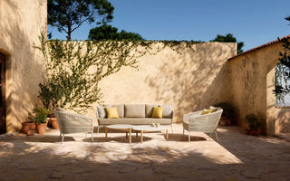 Akari lounge chair